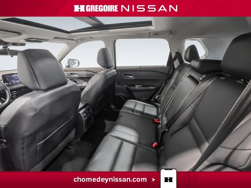 2021 Nissan Rogue White Saint-Eustache - photo #26
