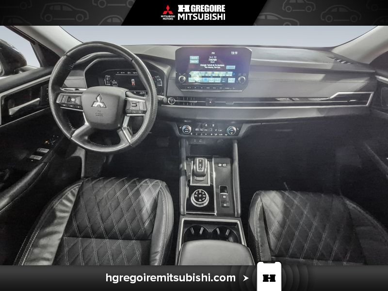 2023 Mitsubishi Outlander Plug-In Hybrid Black Laval - photo #18