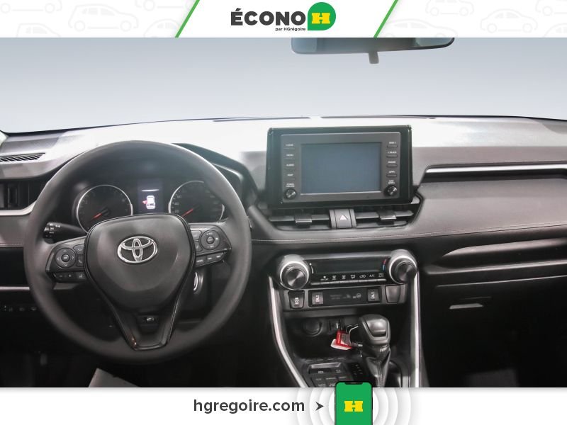 2019 Toyota Rav 4 White Blainville - photo #10