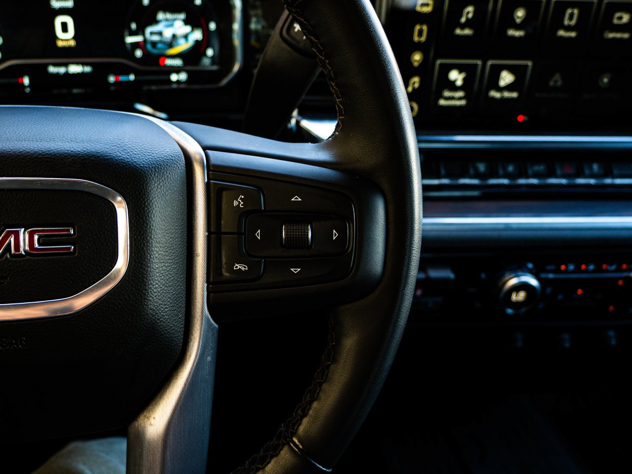 2025 GMC Sierra 3500HD 4WD Crew Cab 159 SLT Red Sherwood Park - photo #22