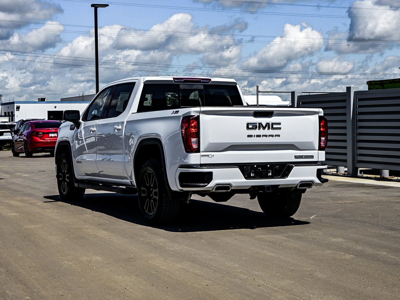 2025 GMC Sierra 1500 4WD Crew Cab 147 Elevation White Sherwood Park - photo #9