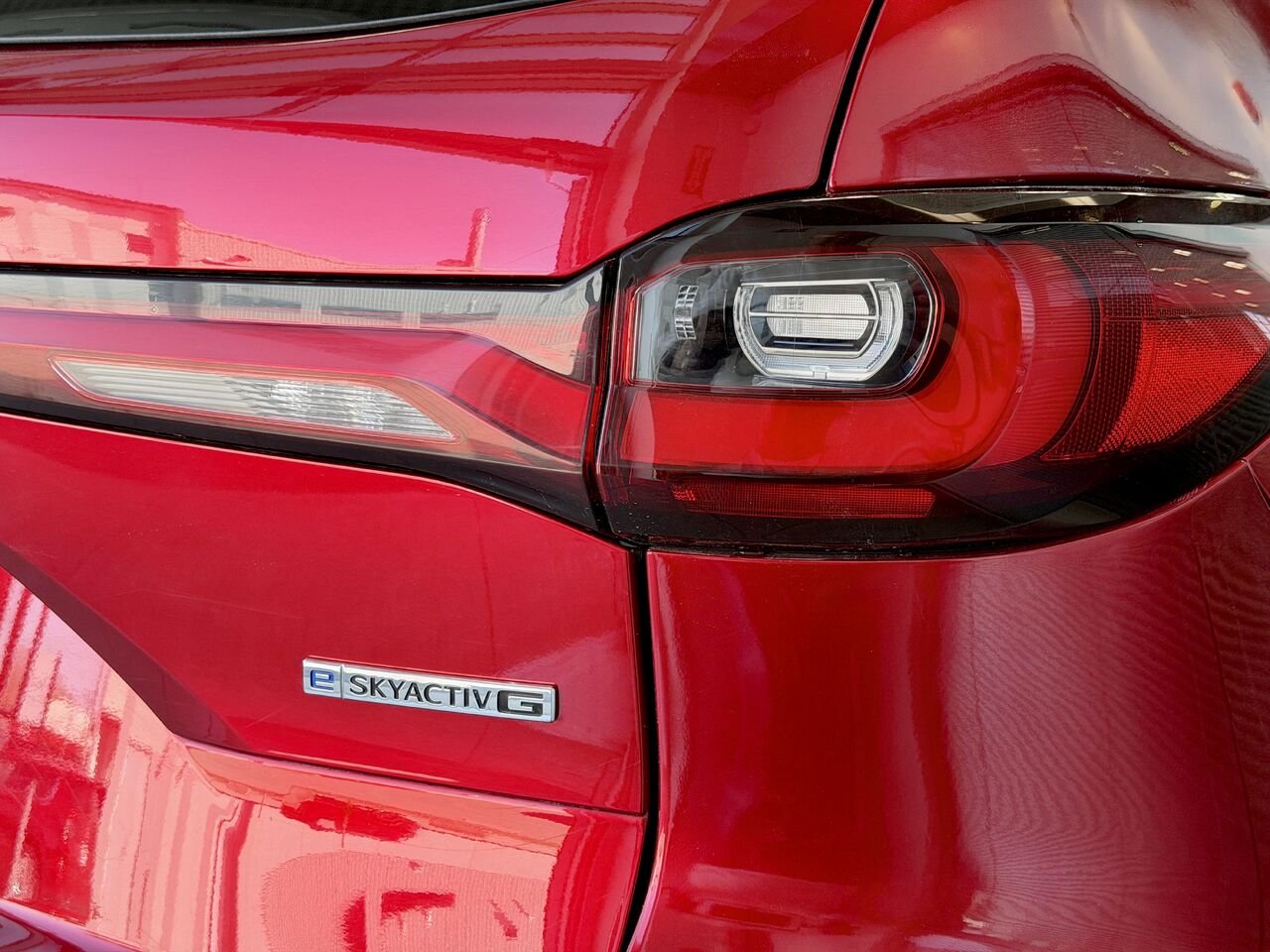 Mazda CX-90 hybride léger 2024 Rouge Notre-Dame-des-Prairies - photo #11