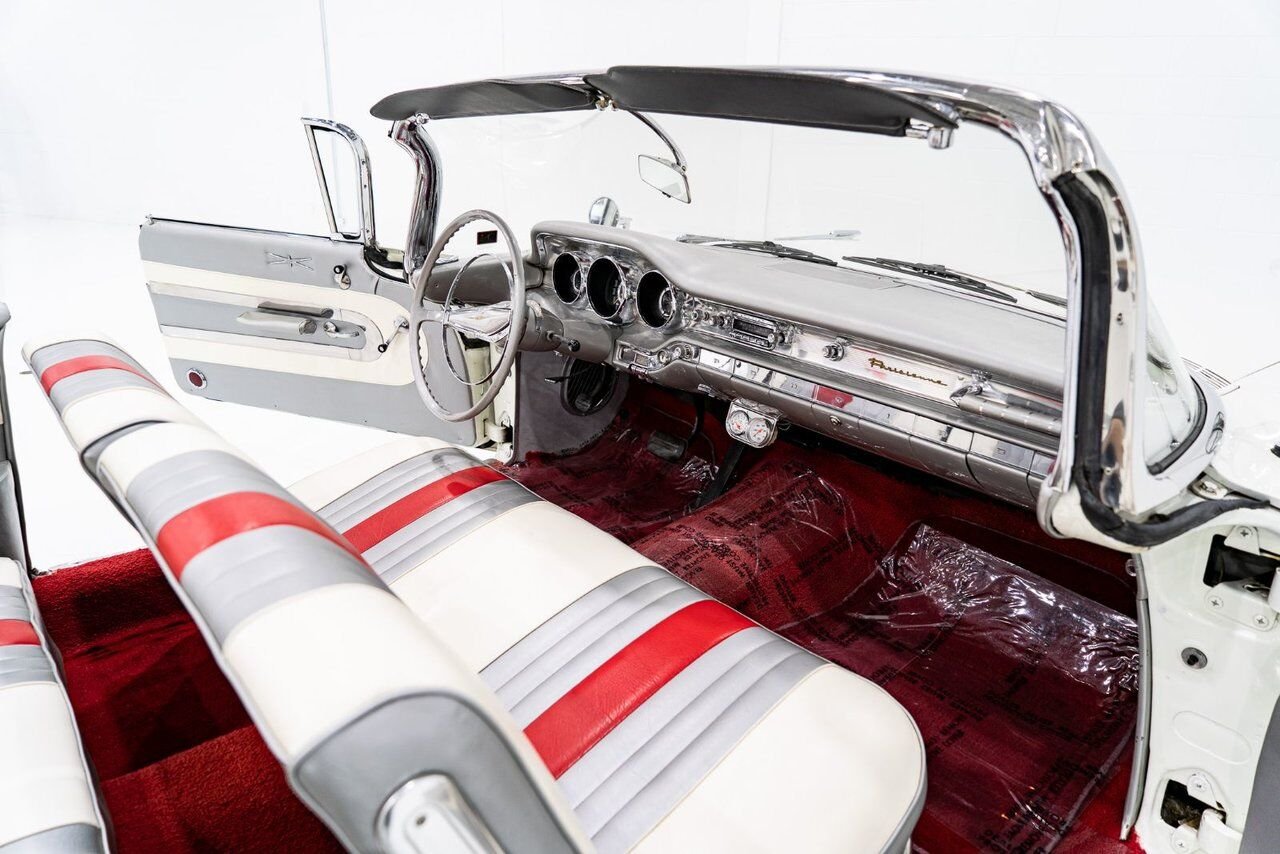 Pontiac PARISIENNE **PRIX EN USD** Fully restored with 261cu.in. and GM built sheet 1959 Blanc Montréal - photo #62