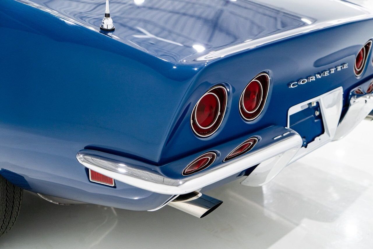 Chevrolet Corvette *PRIX EN USD* Matching numbers Top flight with extensive documentation 1968 Bleu Montréal - photo #52