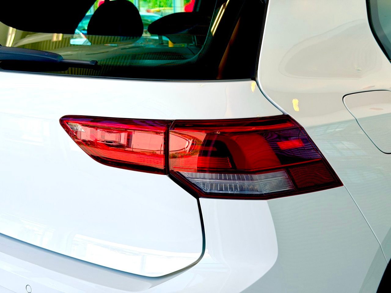 2023 Volkswagen Golf R White Notre-Dame-des-Prairies - photo #15
