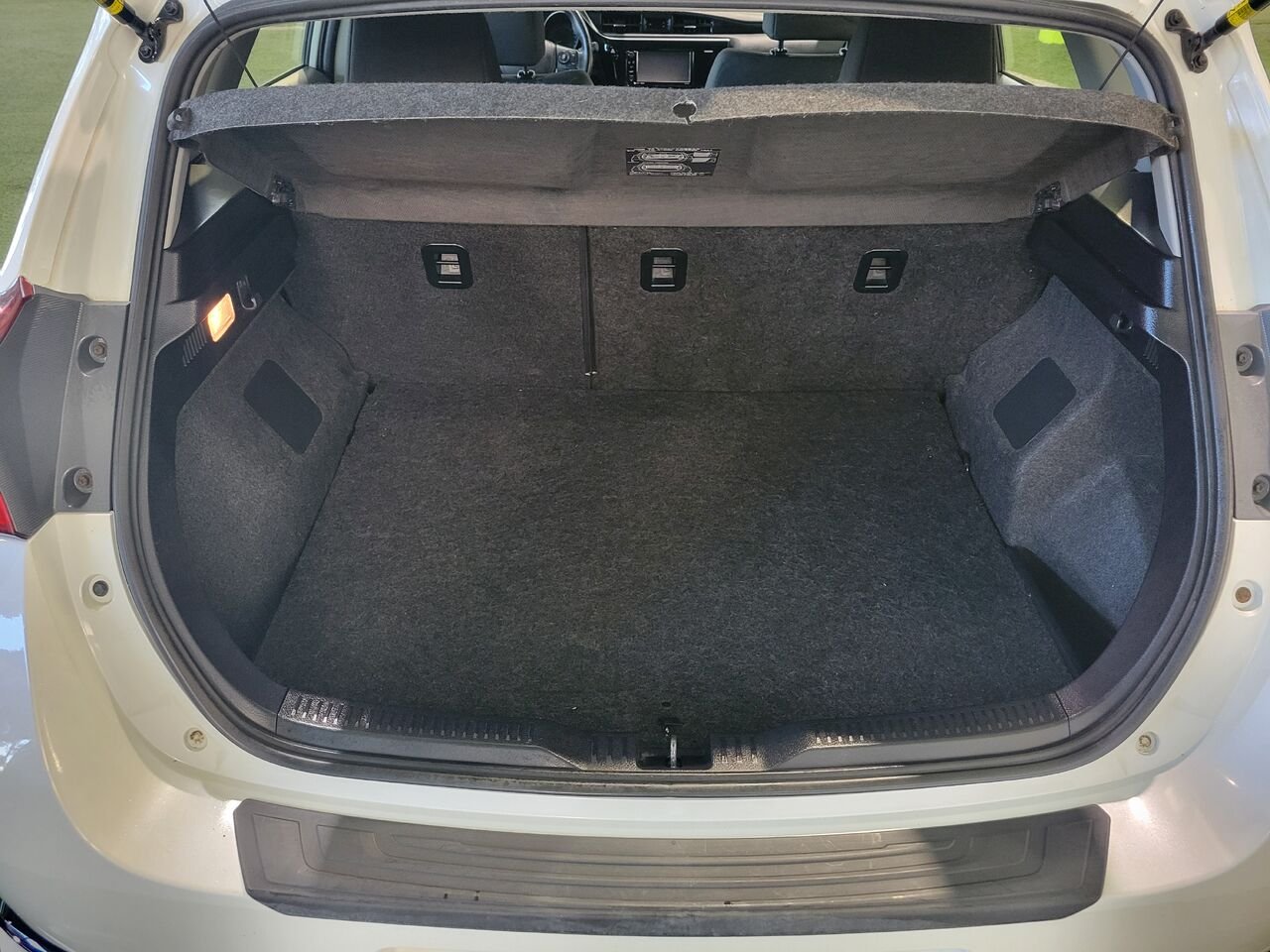 Toyota Corolla iM 2018 Blanc Longueuil, - photo #10