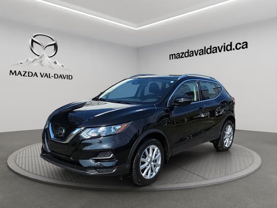 2023 Nissan Qashqai SV TI CVT, Sièges chauffants avant, Toit ouvrant, Volant chauffant Black