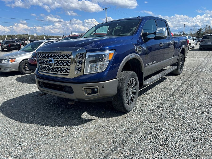 2018 Nissan Titan XD 2018 Blue