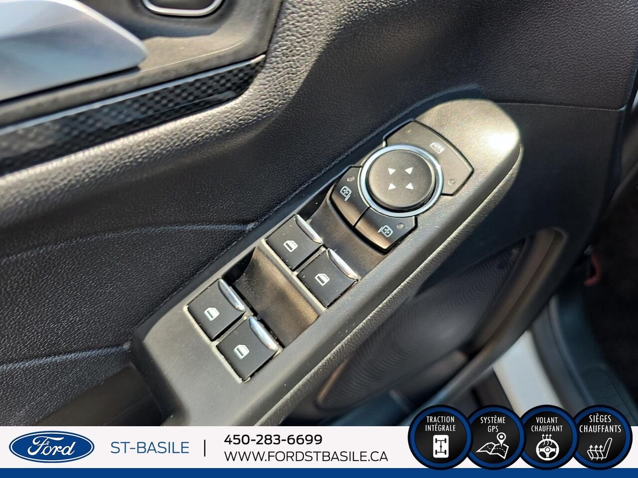 2023 Ford Escape White Saint-Basile-le-Grand - photo #18