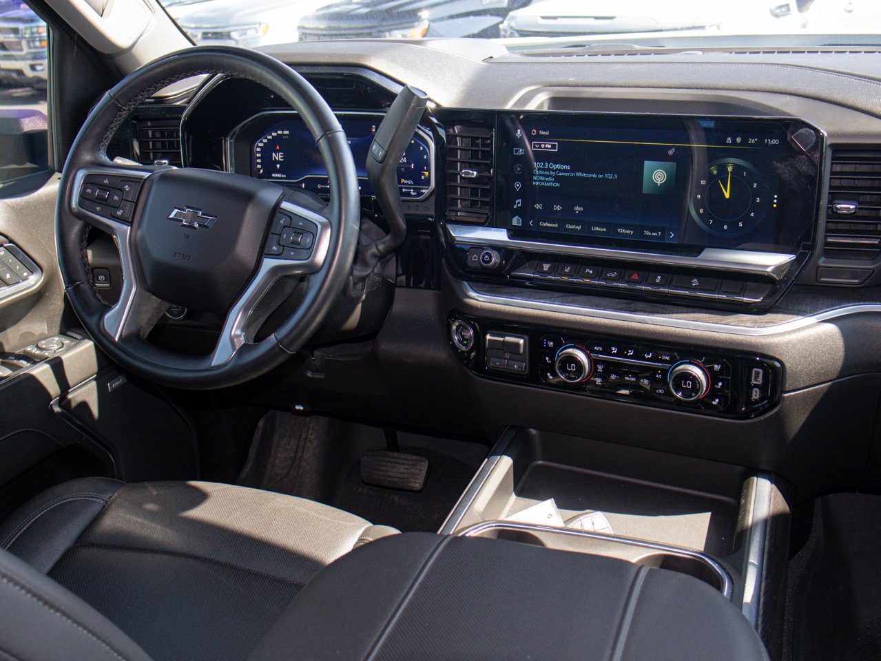 2024 Chevrolet Silverado 3500HD 4WD Crew Cab 159 LTZ White Sherwood Park - photo #32