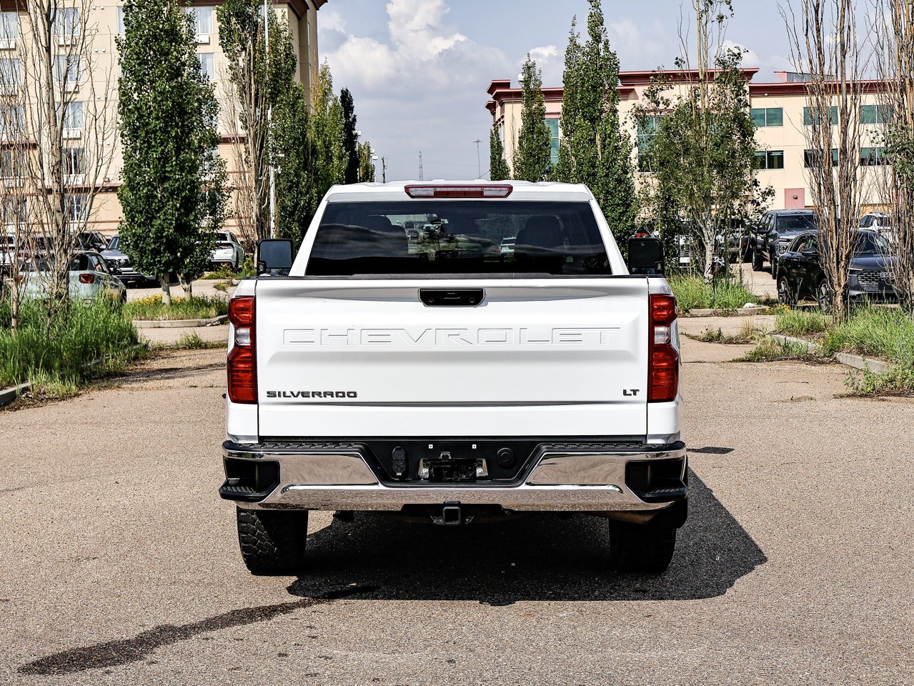2025 Chevrolet Silverado 1500 4WD Crew Cab 147 LT White Sherwood Park - photo #11