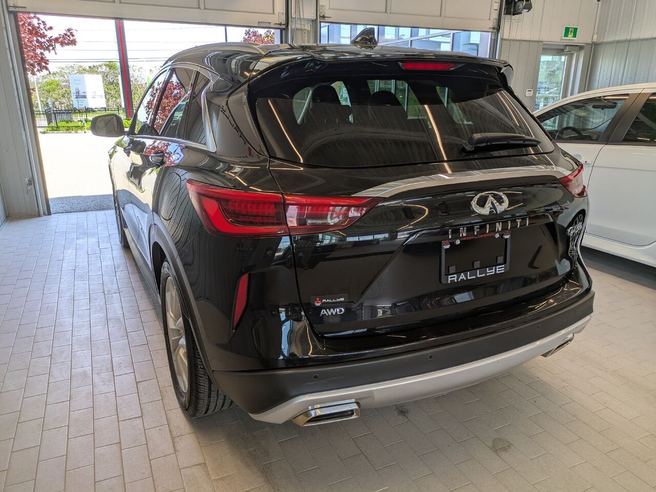 2019 INFINITI QX50 Black Gatineau - photo #20
