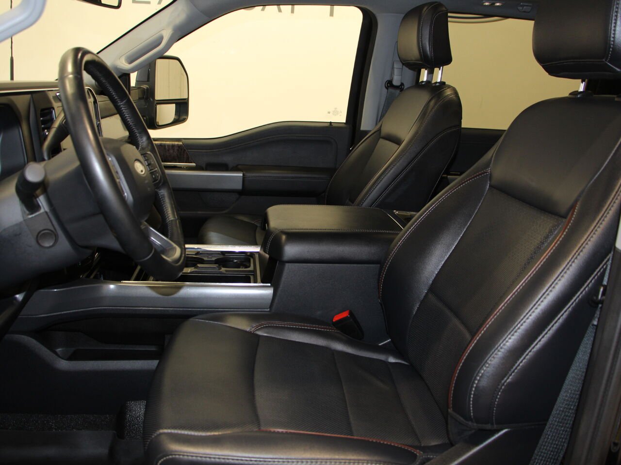 2024 Ford Super Duty F-250 SRW LARIAT F250 LARIAT CREW CAB Black Châteauguay - photo #8