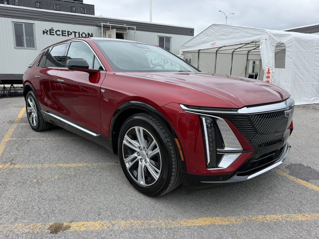 Cadillac LYRIQ Tech FINANCEMENT À PARTIR 0.99% 2024 Rouge Laval - photo #5