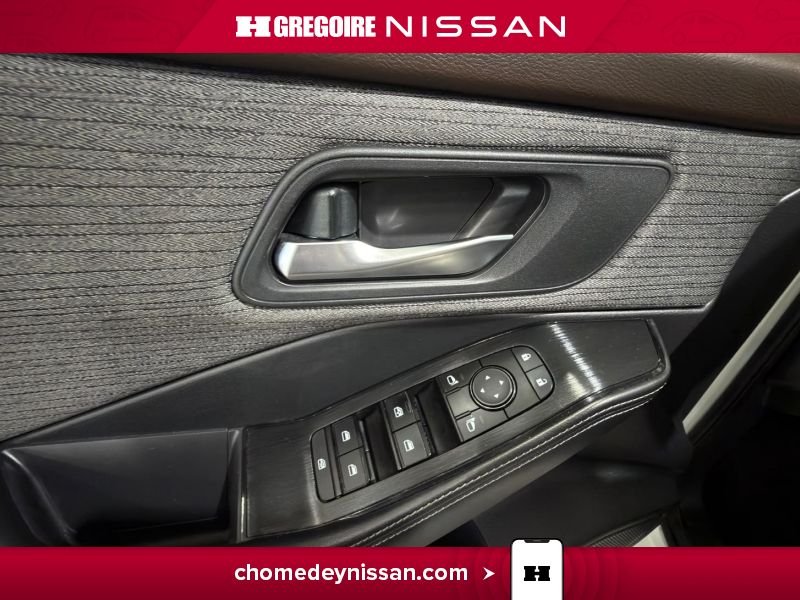 2021 Nissan Rogue White Saint-Eustache - photo #12