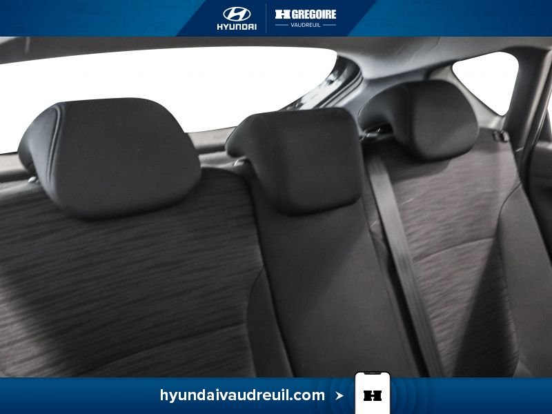 2016 Hyundai Accent Black Laval - photo #28