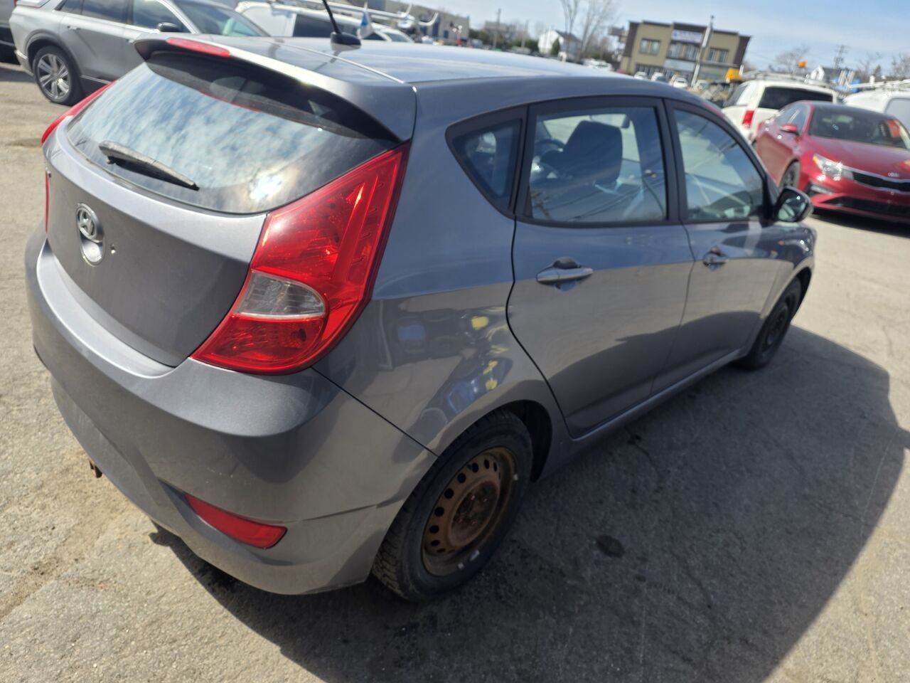 2013 Hyundai Accent Black  - photo #5
