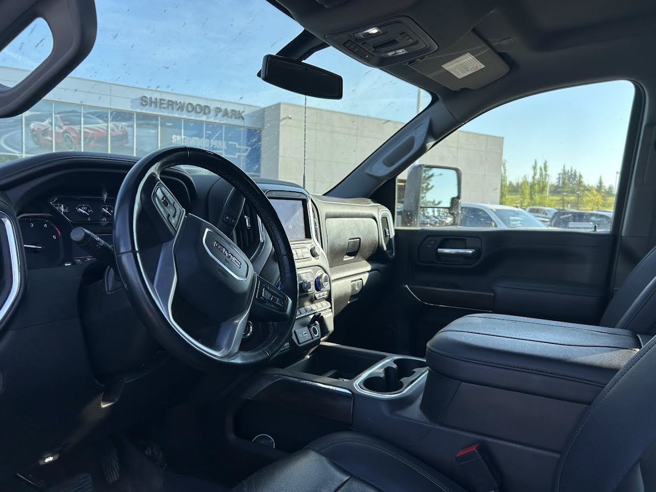 2023 GMC Sierra 3500HD 4WD Crew Cab 159 SLT White Sherwood Park - photo #6