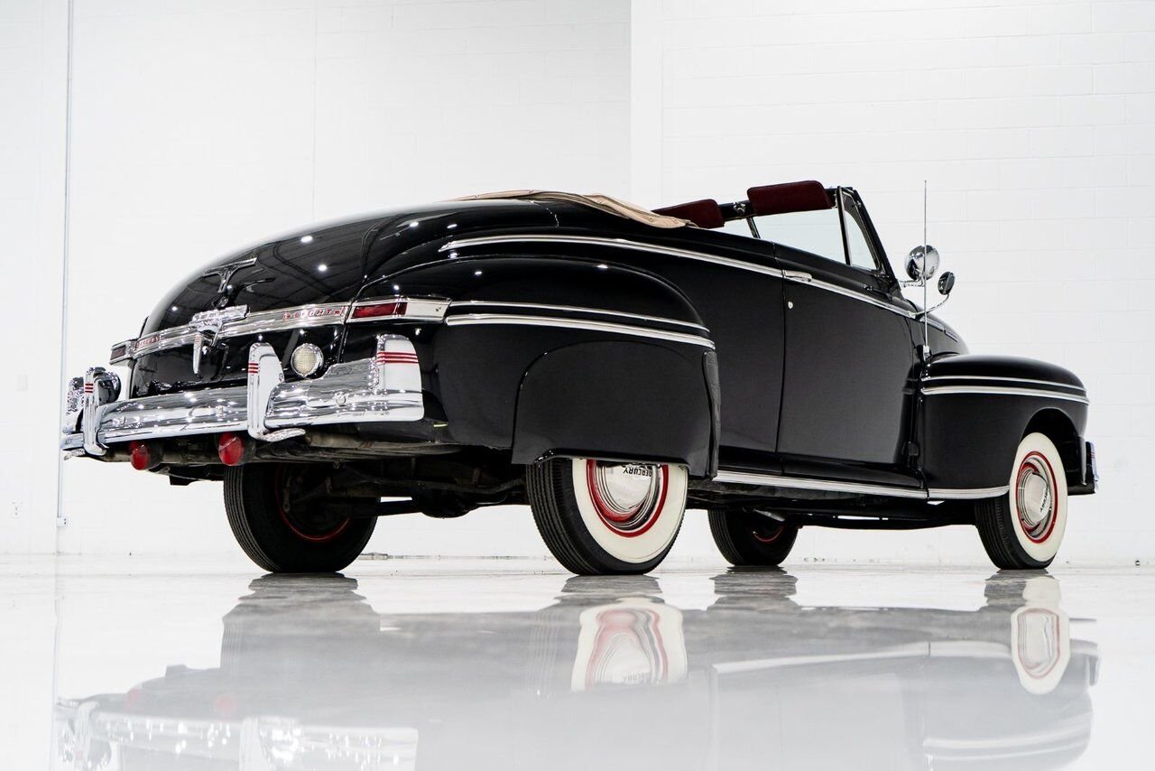 Mercury Eight **PRICE IN USD** 1947 Noir Montréal - photo #46