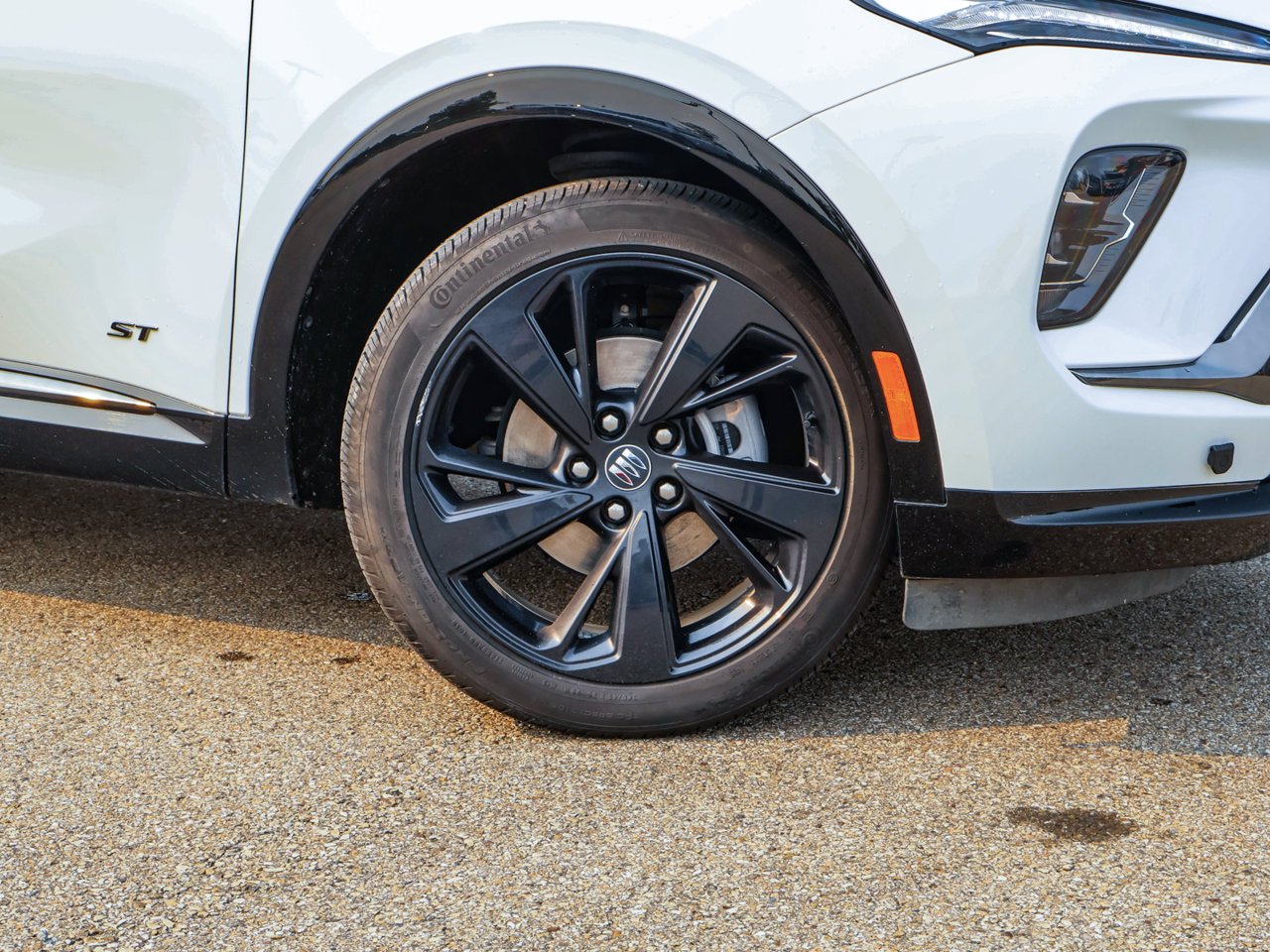 2025 Buick Envision AWD 4dr Sport Touring White Sherwood Park - photo #9