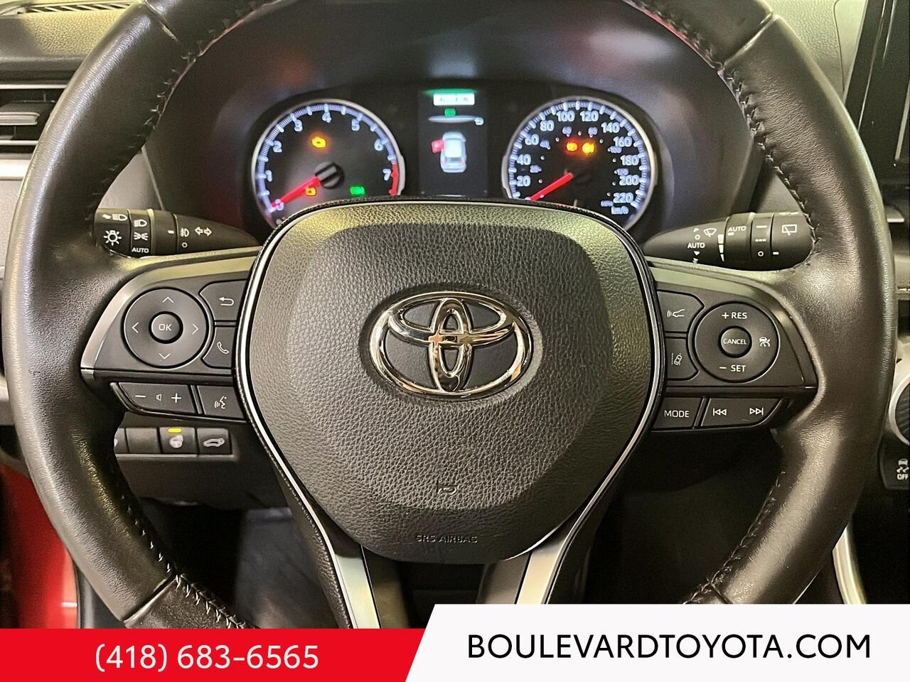 2019 Toyota RAV4 100196A-94 | XLE Red Québec - photo #11
