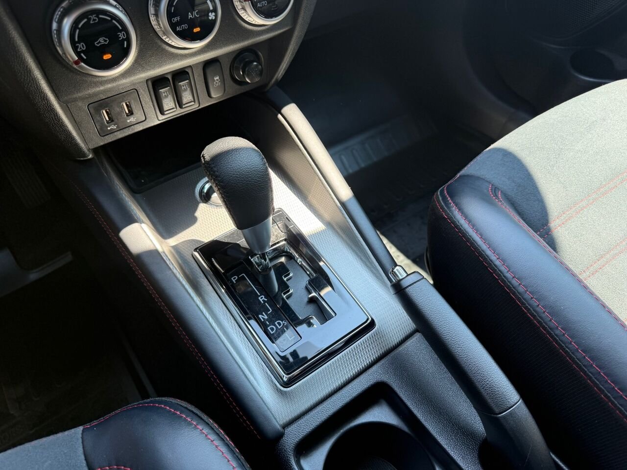 Mitsubishi RVR SE AWC 2024 Gris Châteauguay - photo #18