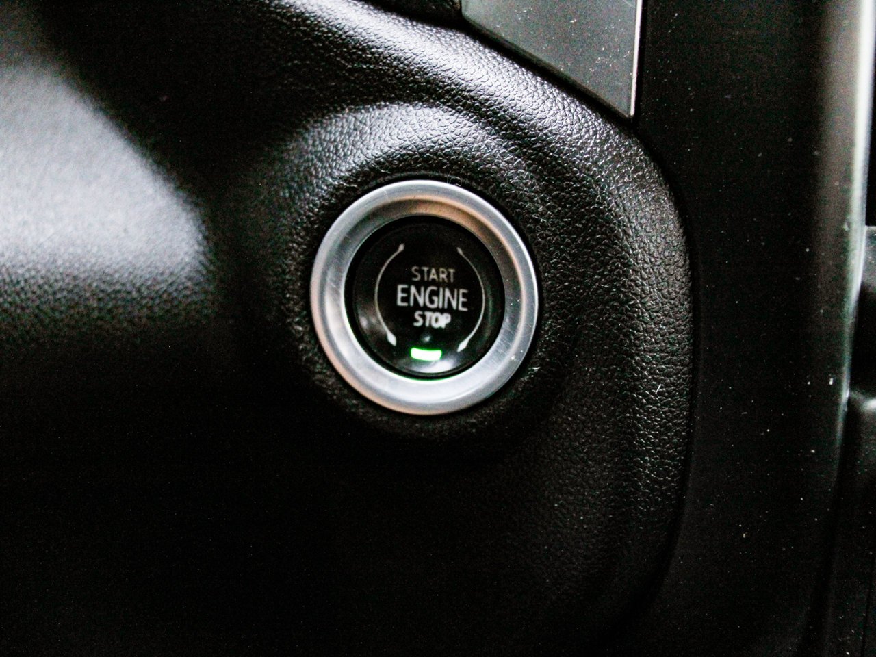 2022 Chevrolet Silverado 2500HD 4WD Crew Cab 159 LT Blue Sherwood Park - photo #20
