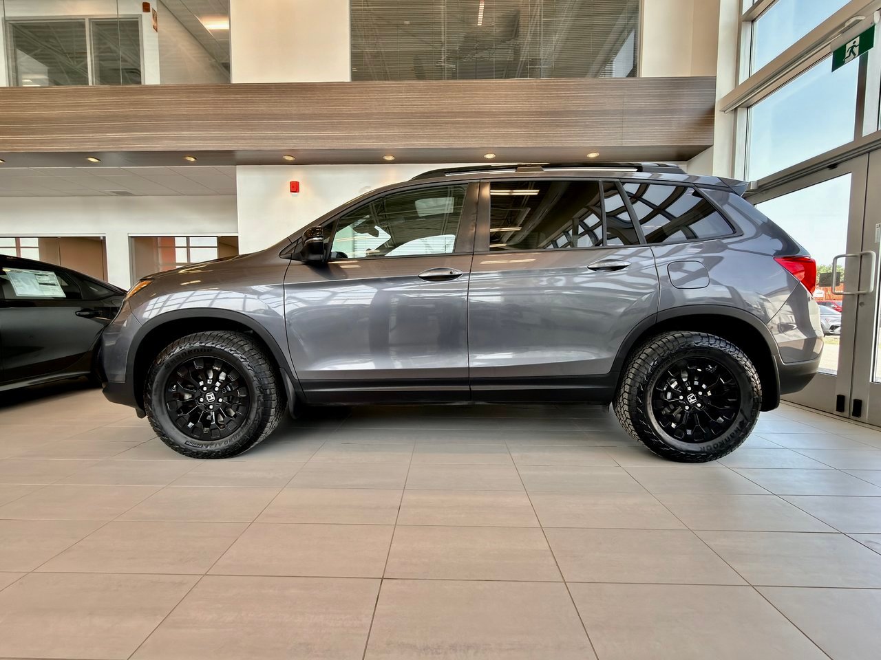 Honda Passport 2020 Gris Notre-Dame-des-Prairies - photo #7