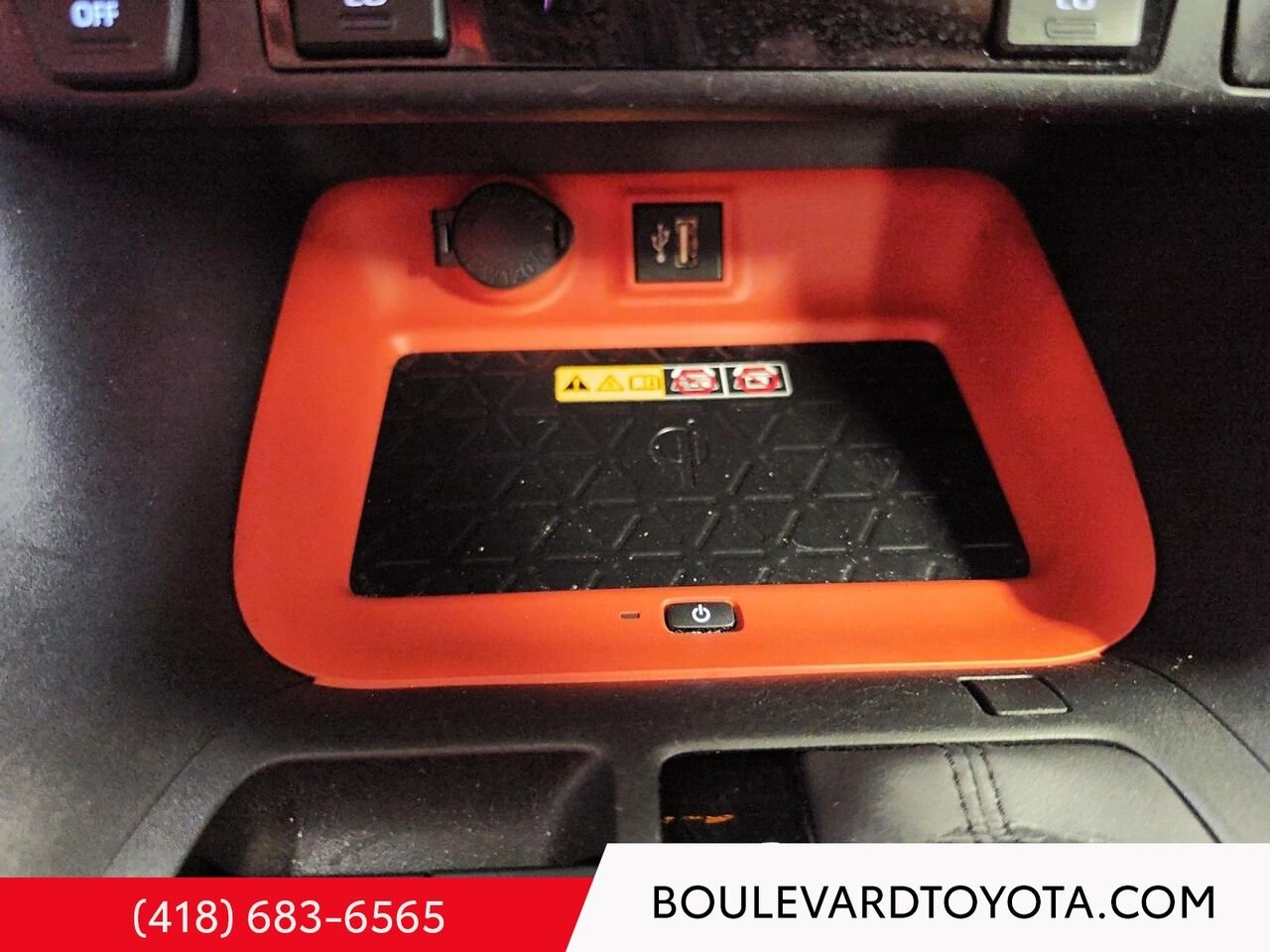 Toyota RAV4 97734B-130 | ADVENTURE 2024 Noir minuit métallisé Québec - photo #15