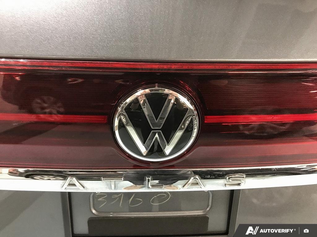 2024 Volkswagen Atlas 2600859A | Execline gray Edmonton - photo #8