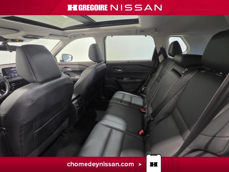 Nissan Rogue 2021 Blanc Laval - photo #26