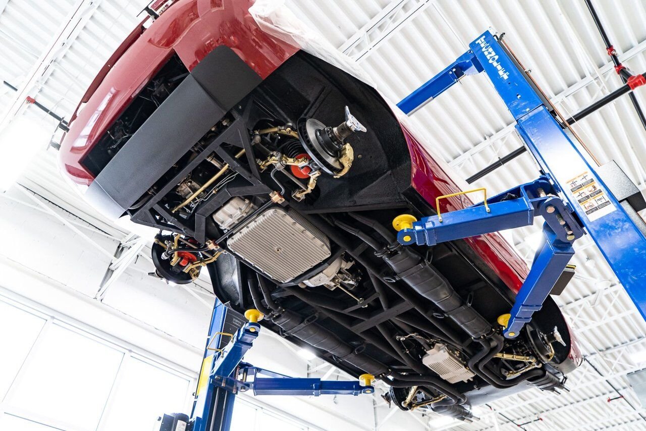 1973 Ferrari 365 GTB4 Daytona 18,301 miles With Orig Books/Tools/ Carbs / Filter Box Red Montreal - photo #20