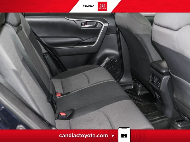 Toyota Rav 4 2019 Bleu Blainville - photo #32