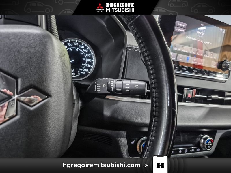 2022 Mitsubishi Outlander Grey Blainville - photo #21