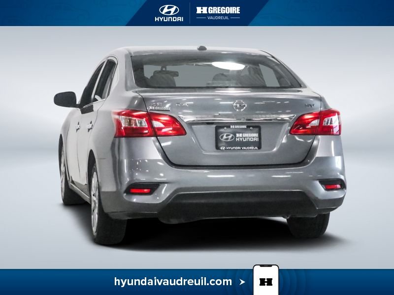 Nissan Sentra 2019 Gris Laval - photo #7