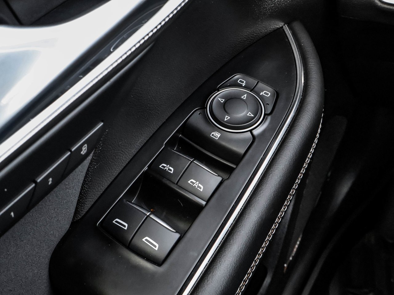 2026 Buick Envision AWD 4dr Sport Touring Black Sherwood Park - photo #19