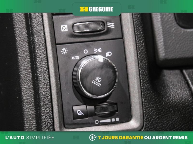 2019 Ram 1500 Black Saint-Eustache - photo #16
