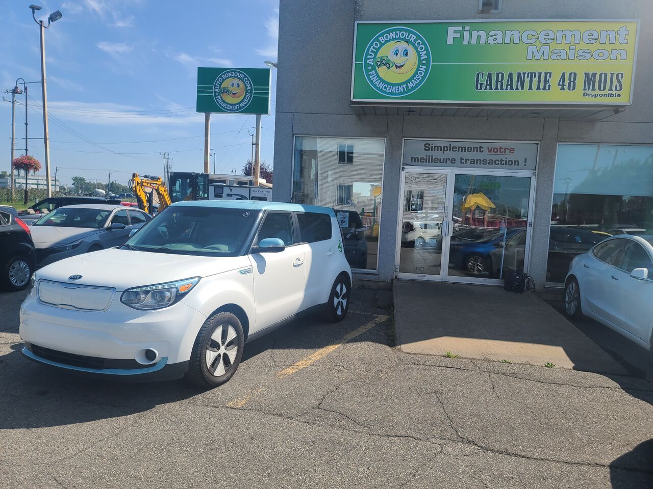 White 2018 Kia Soul EV Wagon Front-Wheel Drive Automatic