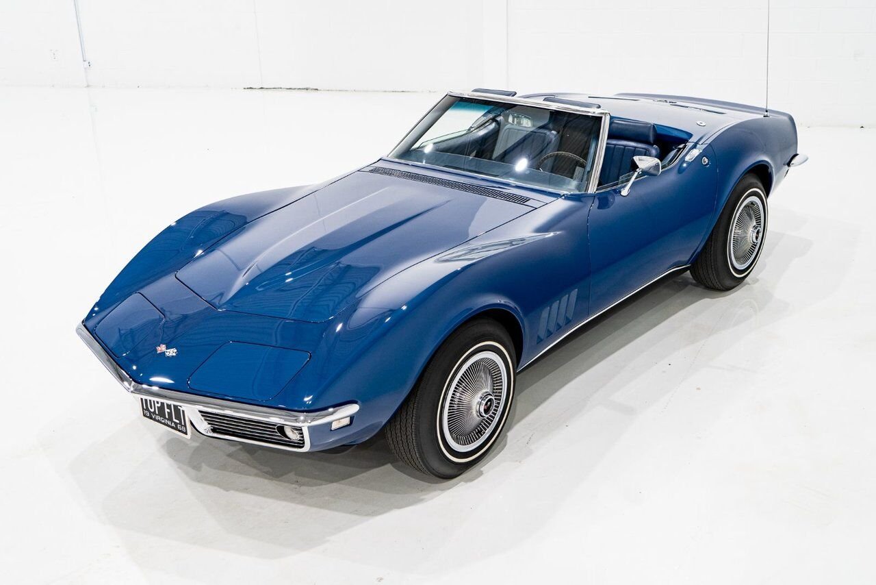 Chevrolet Corvette *PRIX EN USD* Matching numbers Top flight with extensive documentation 1968 Bleu Montréal - photo #44