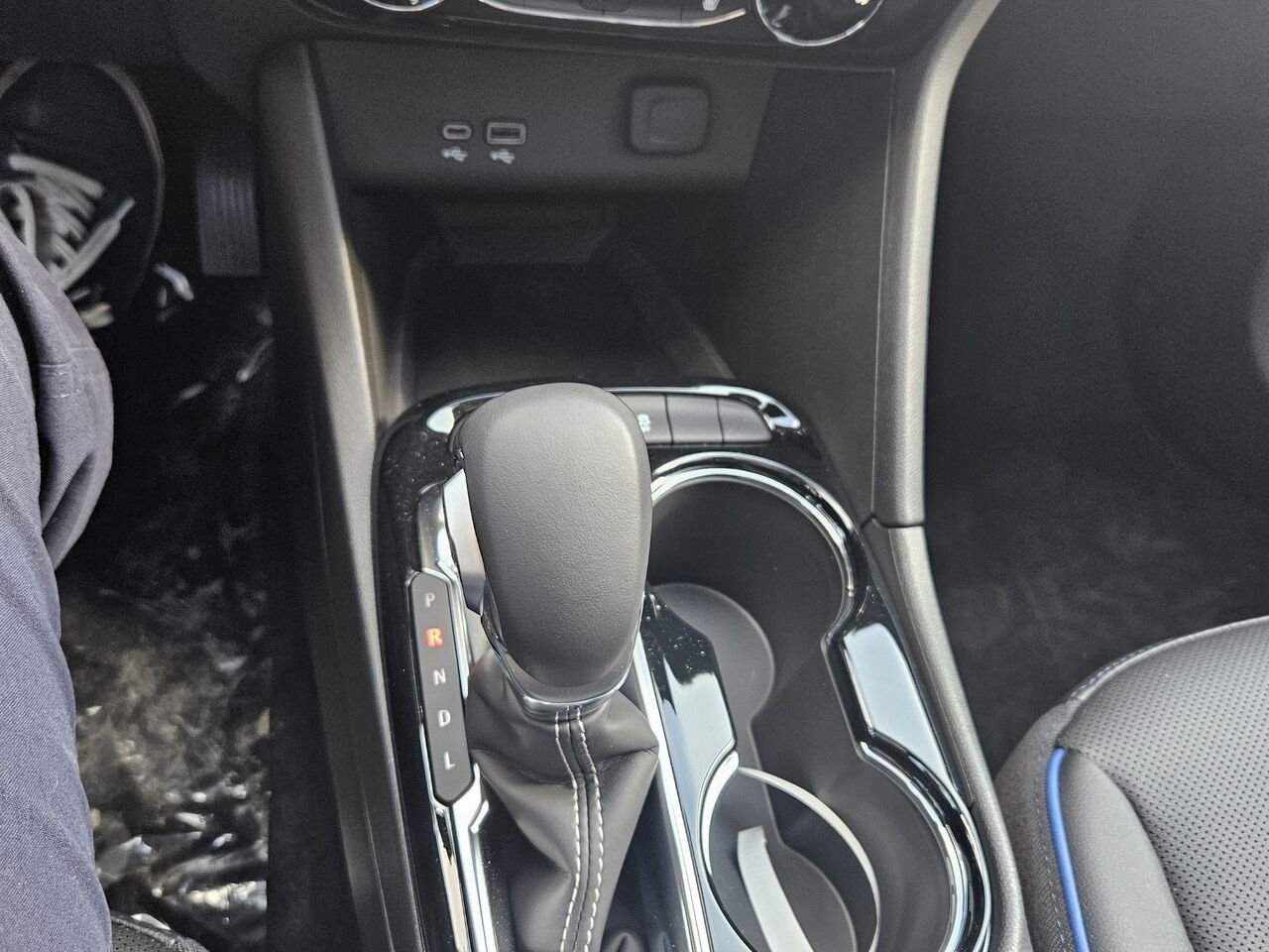 2026 Buick Encore GX Tourisme sport 4 portes TI Ebony Twilight Metallic Thetford Mines - photo #10