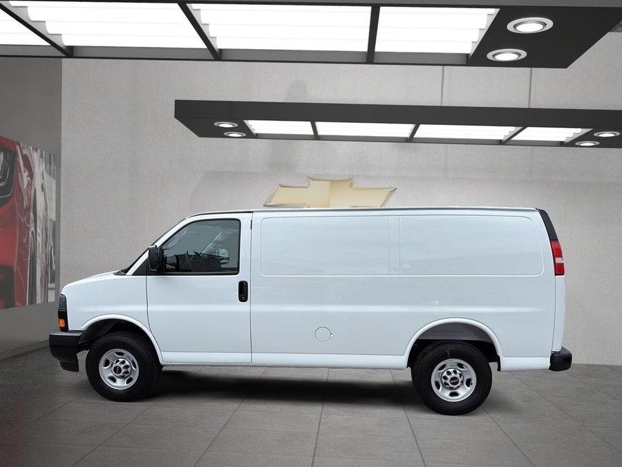 2026 GMC Savana Cargo Van 2026 SUMMIT WHITE