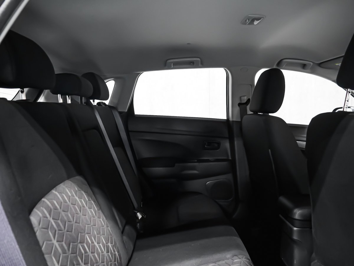 2026 Mitsubishi RVR ES Labrador Black Montreal - photo #19