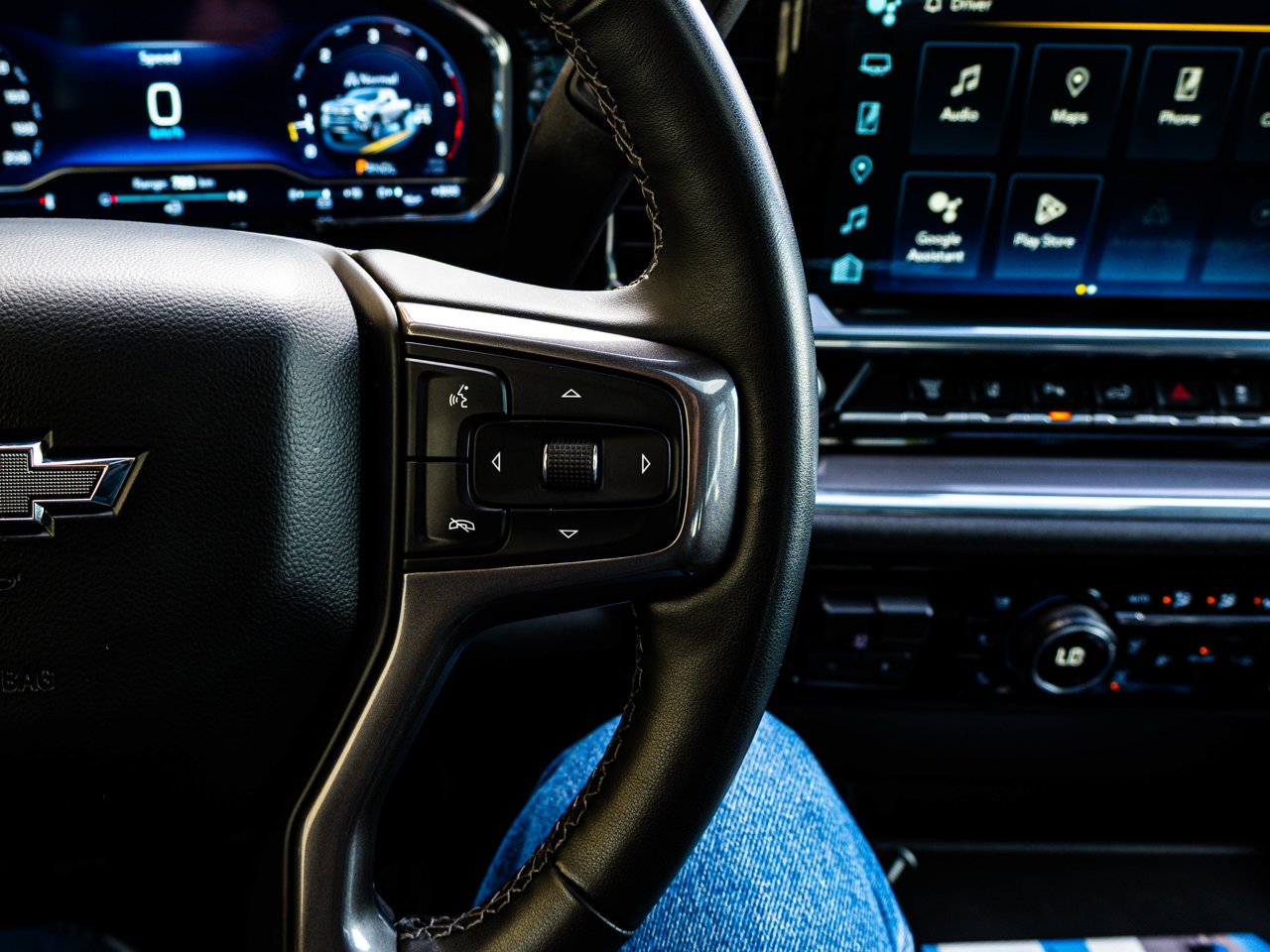 2024 Chevrolet Silverado 3500HD 4WD Crew Cab 159 High Country Black Sherwood Park - photo #22