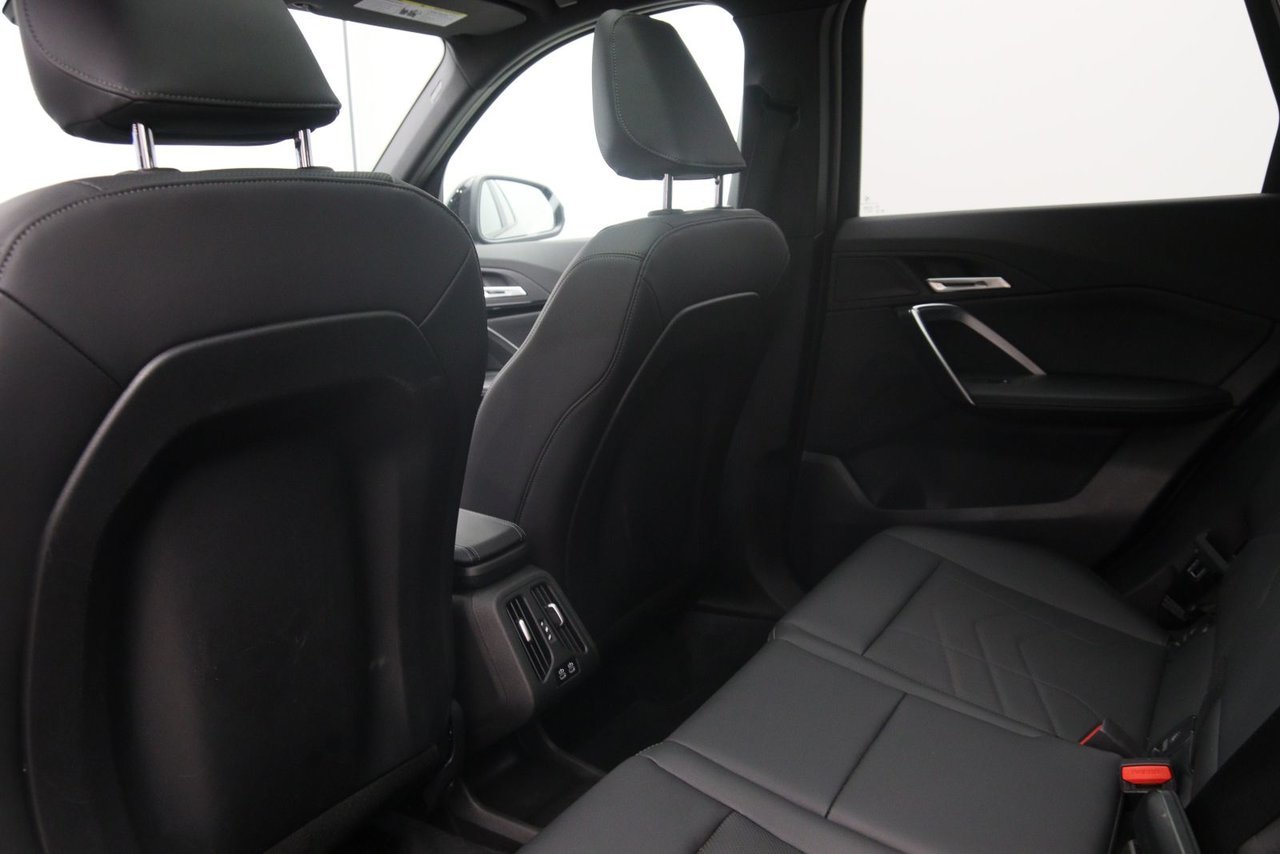2025 BMW X1 xDrive28i Black Baie-Comeau - photo #8