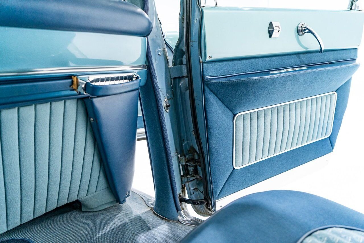 1954 Cadillac Fleetwood Unrestored fully original survivor **PRICE IN USD** Blue Montreal - photo #68