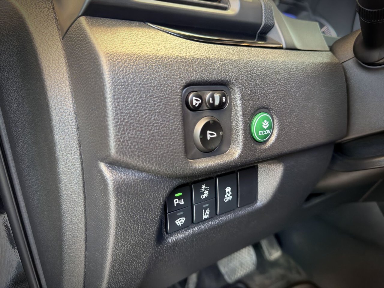 2019 Honda Pilot Black Notre-Dame-des-Prairies - photo #33