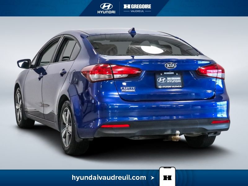 2018 Kia Forte Blue Laval - photo #7