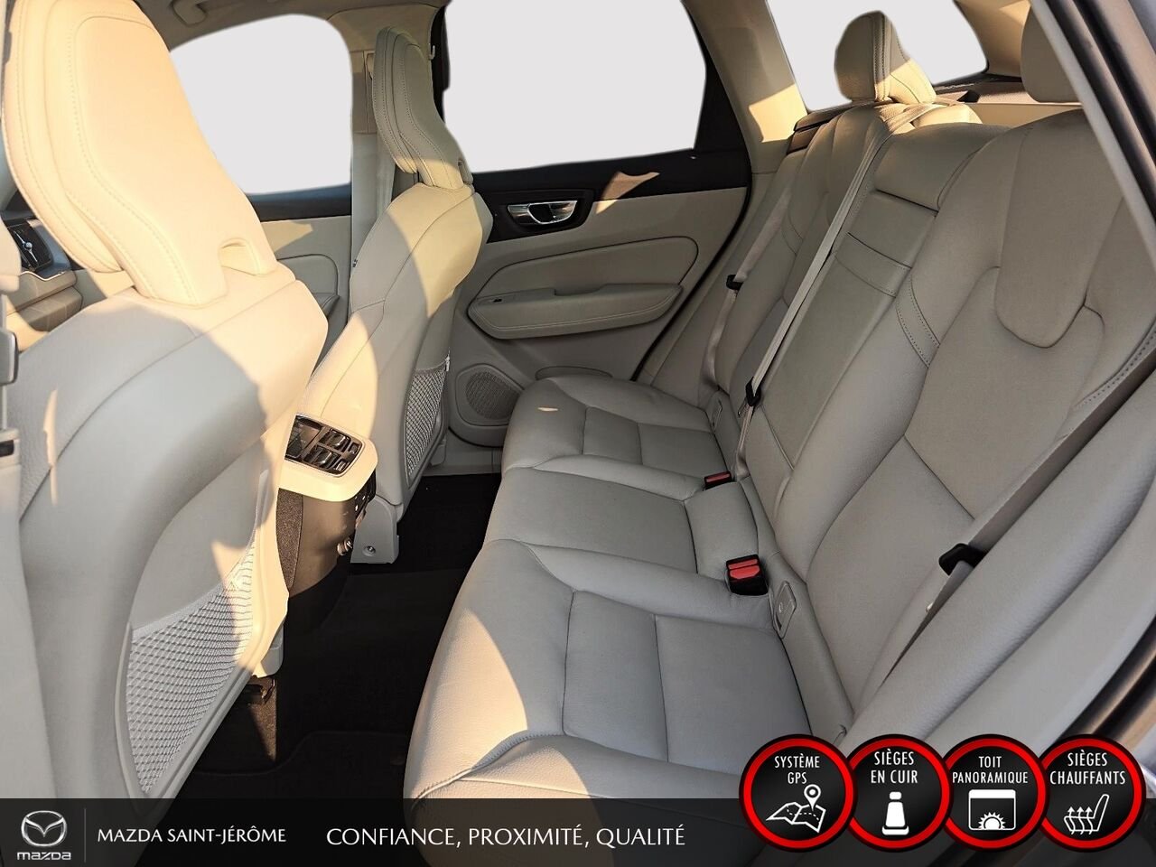 Volvo XC60 T6 Momentum | TOIT OUVRANT | CUIR | AWD | 2019 Gris Saint-Jérôme - photo #21