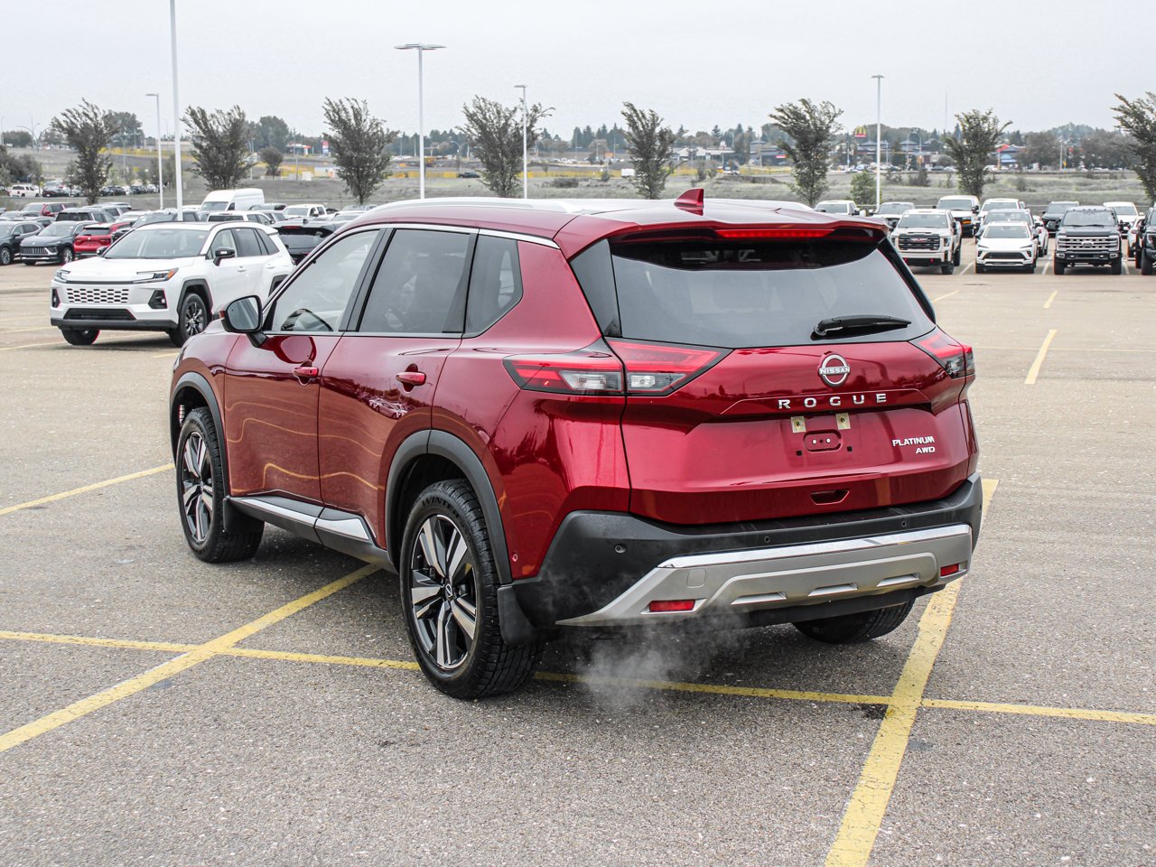 2023 Nissan Rogue AWD Platinum Grey Sherwood Park - photo #5