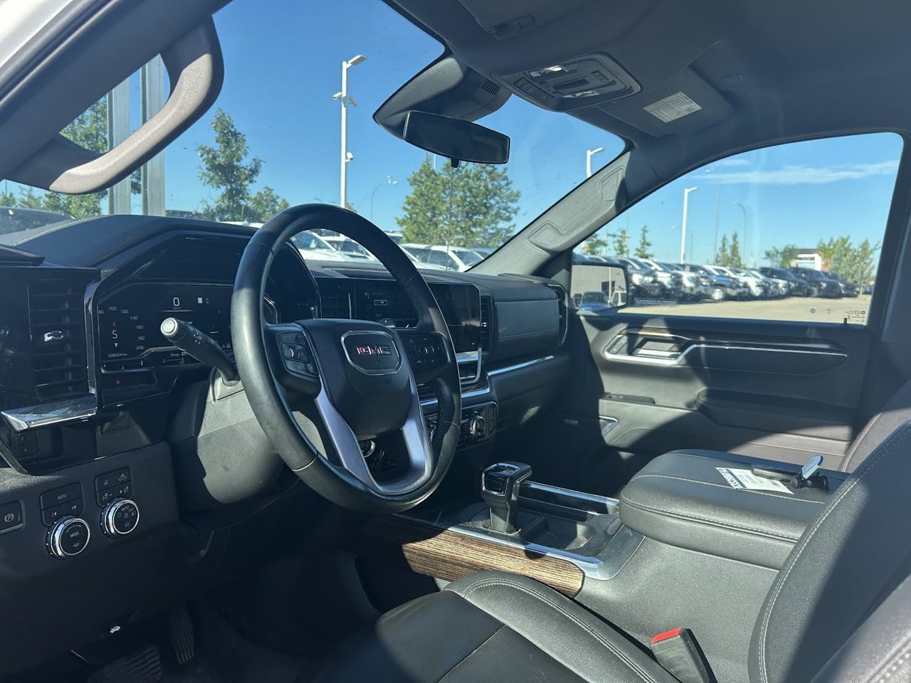 2023 GMC Sierra 1500 4WD Crew Cab 147 Elevation White Sherwood Park - photo #6